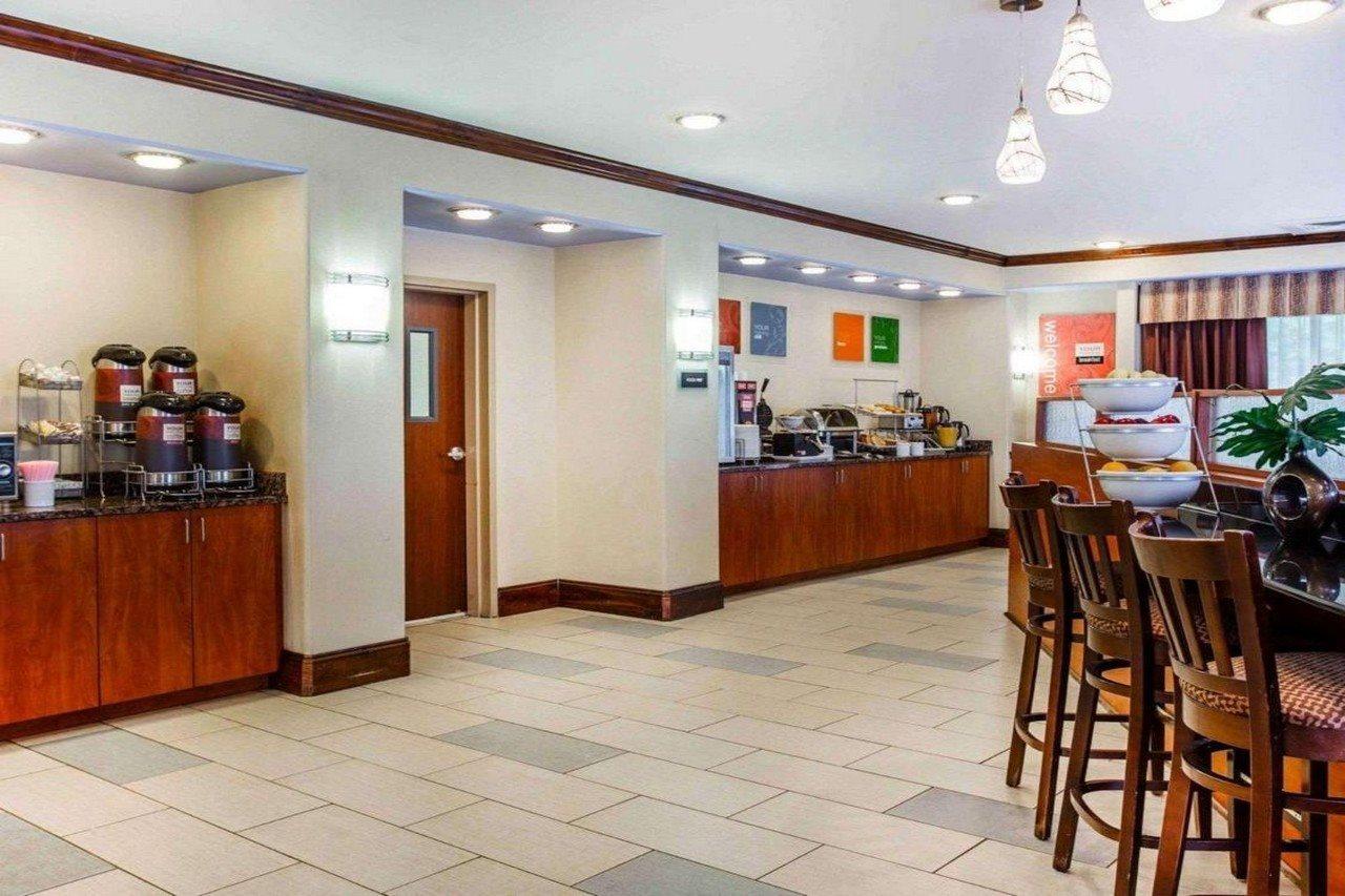 Comfort Suites At Kennesaw State University Экстерьер фото