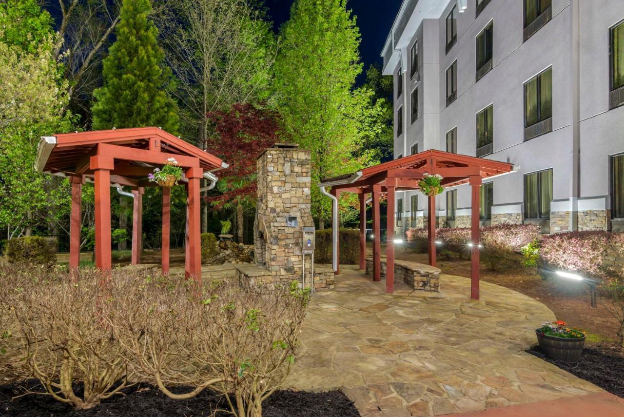 Comfort Suites At Kennesaw State University Экстерьер фото