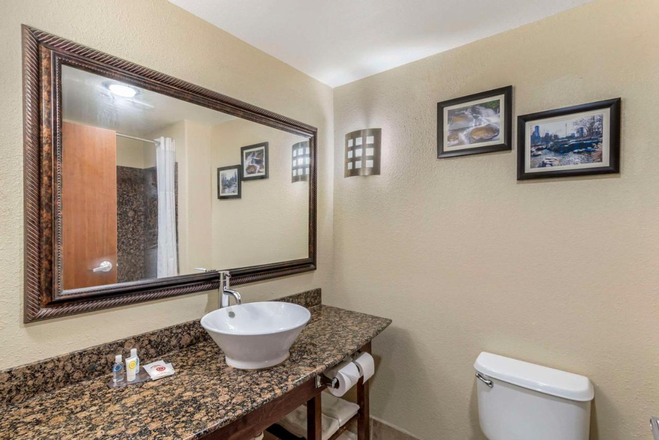 Comfort Suites At Kennesaw State University Экстерьер фото