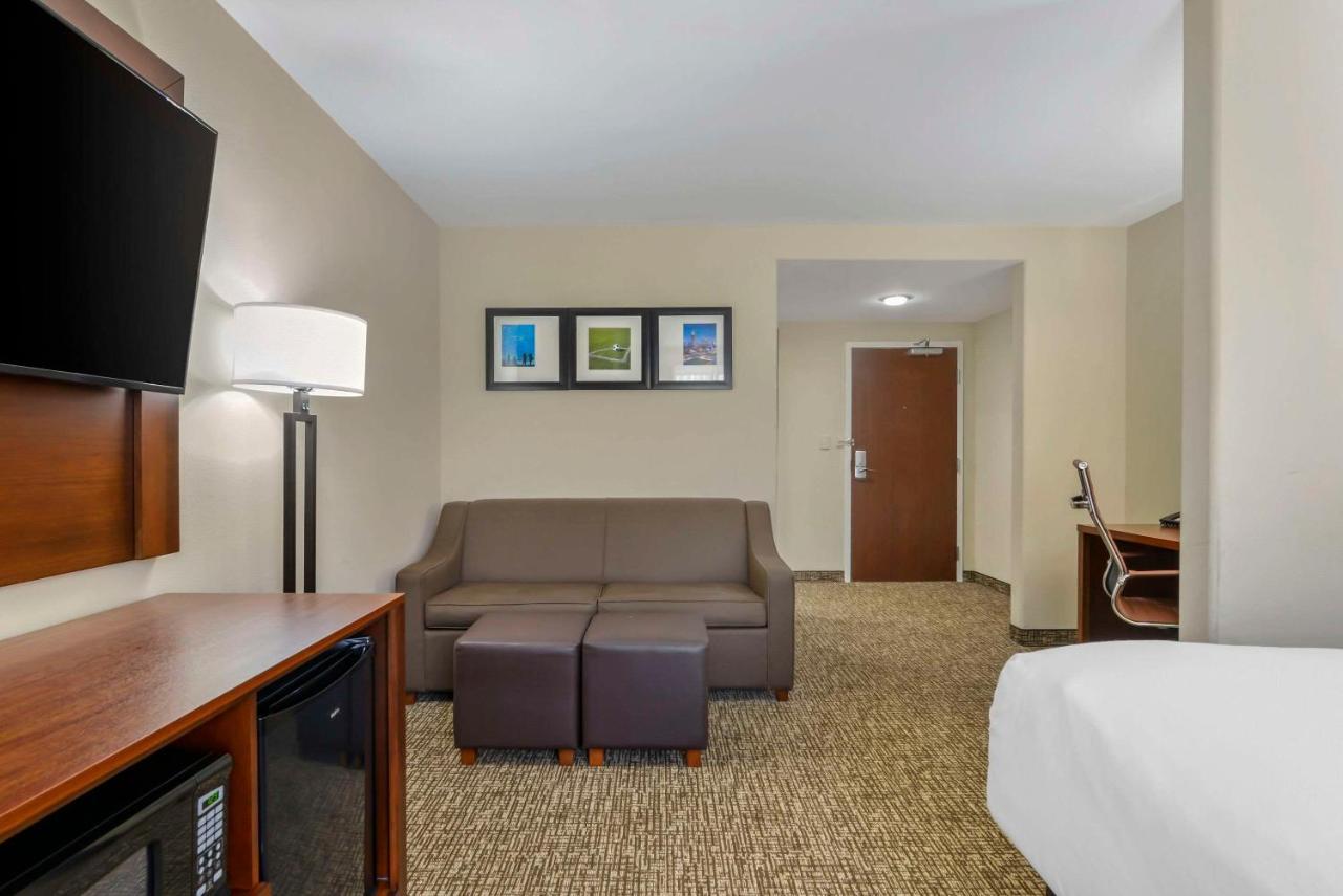 Comfort Suites At Kennesaw State University Экстерьер фото