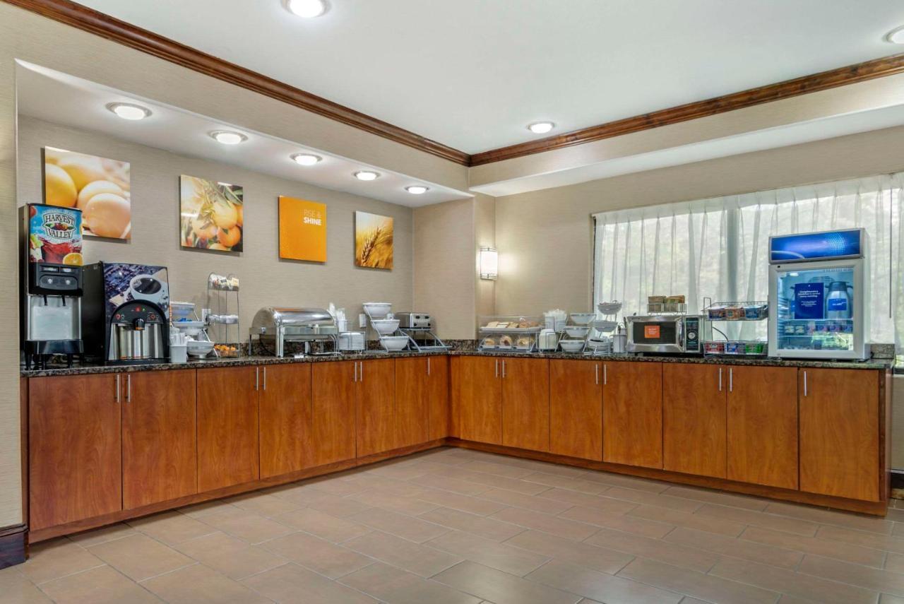 Comfort Suites At Kennesaw State University Экстерьер фото