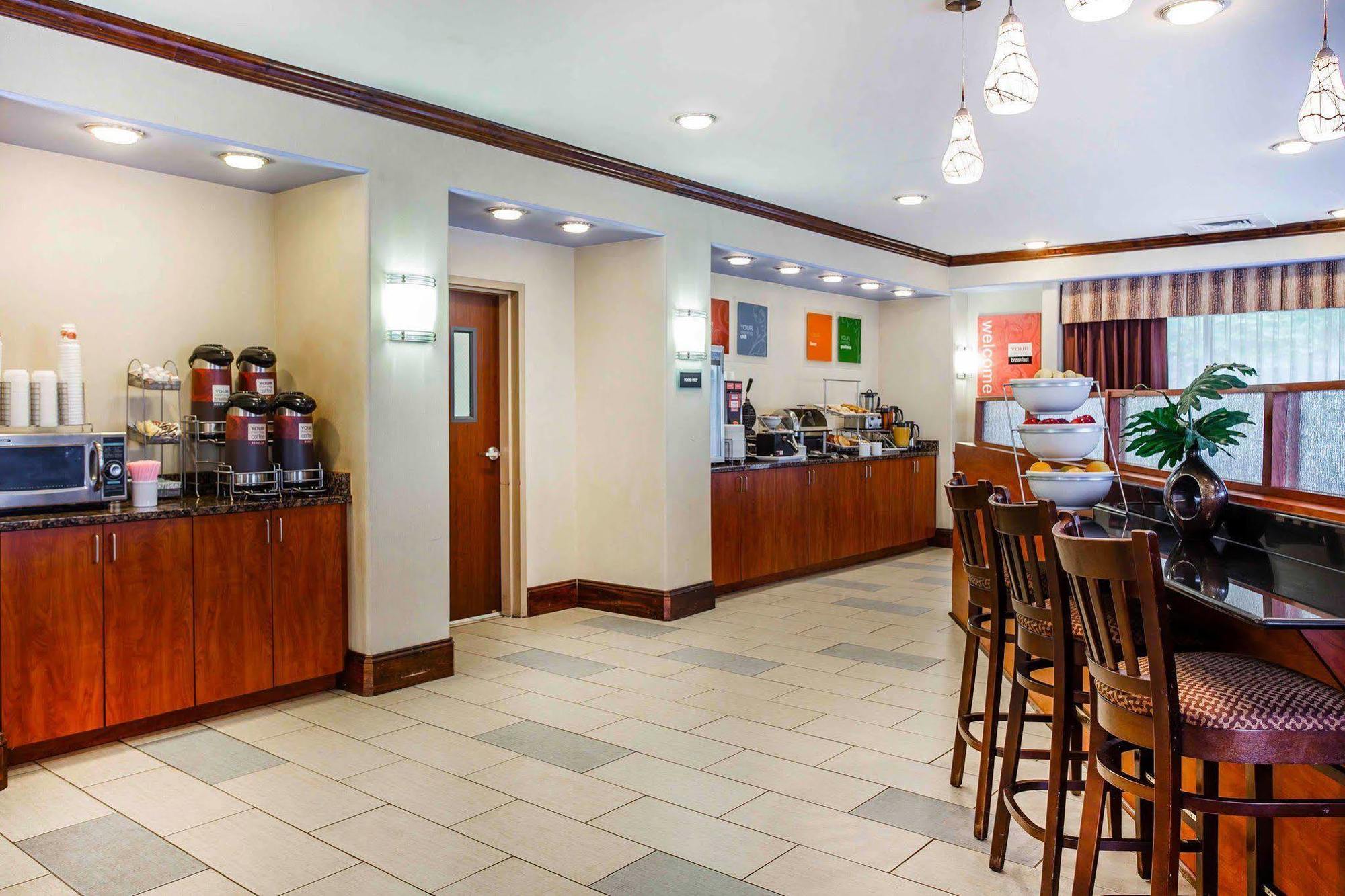 Comfort Suites At Kennesaw State University Экстерьер фото
